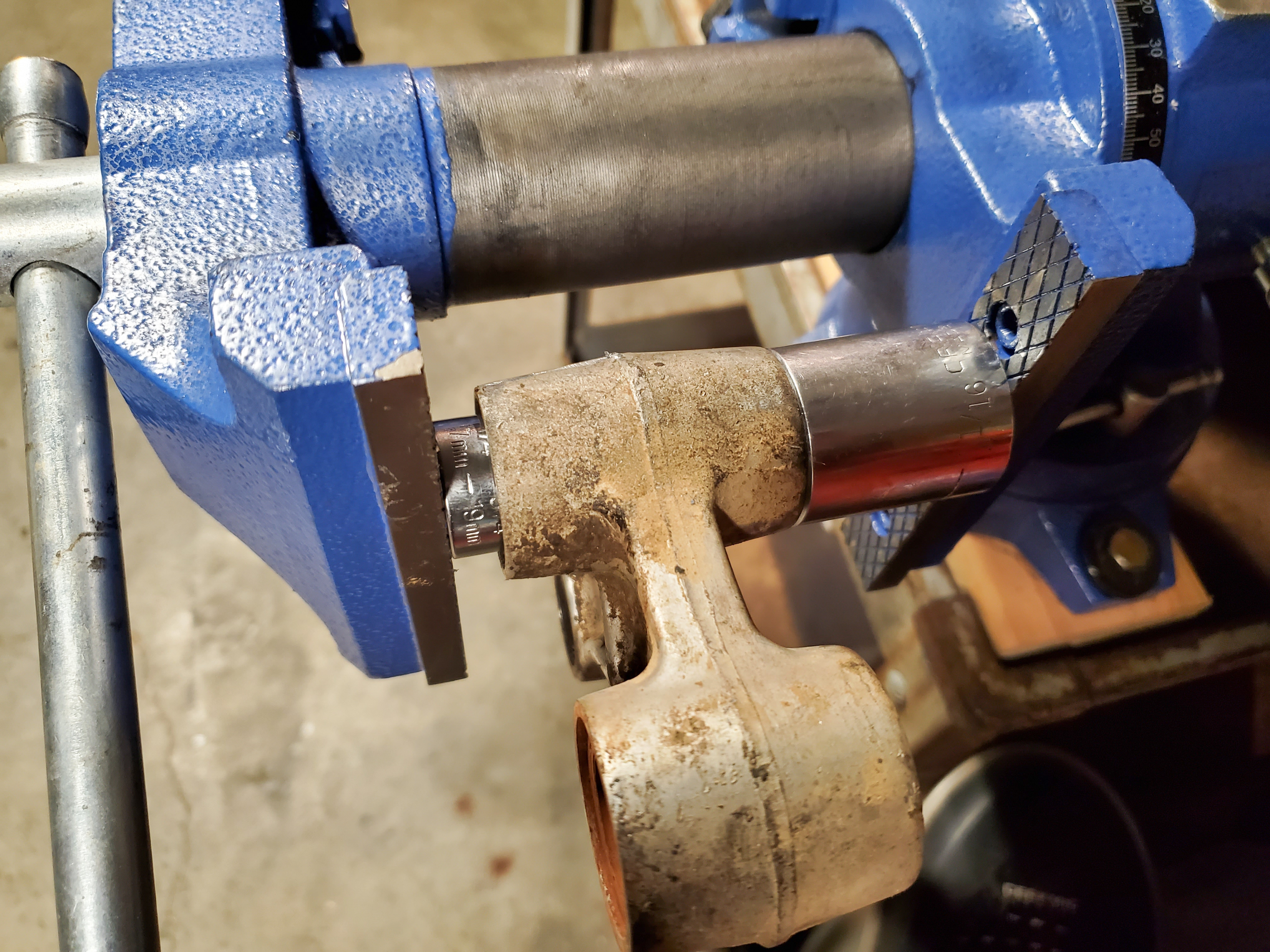 OVERLOOKED MAINTENANCE HOW TO CHANGE YOUR LINKAGE BEARINGS Transmoto